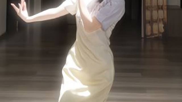 #舞蹈 而我独缺 你一生的了解#氛围感 #国风 #旗袍