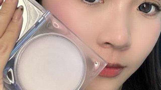 膏转粉的质地，用下来比普通的粉饼粉感少很多！！！#底妆 #定妆 #滋色定妆膏 #平价粉饼