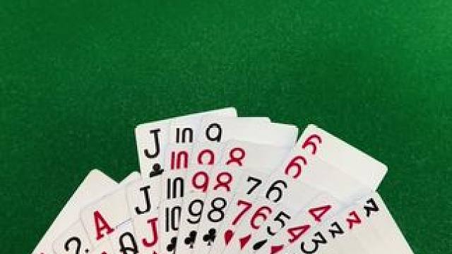 #是时候展现真正的技术了 #四人斗地主 #斗地主的百种姿势 #不管牌咋样气势不能输