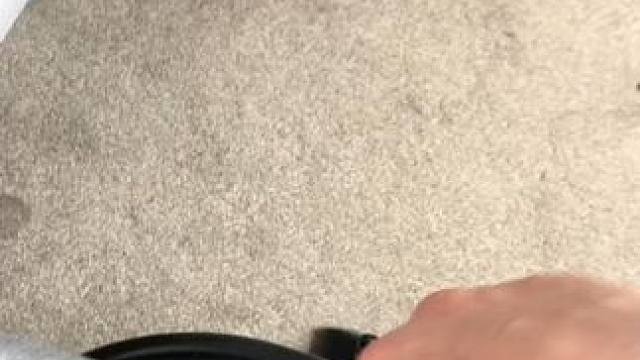 没有男生会拒绝一把这么酷的喷子吧~ #有男生会拒绝这个玩具吗 #酷炫 #皮筋枪