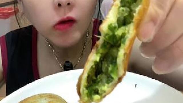 #吃货的世界唯有美食不可辜负 #深夜放毒系列之让你饿的睡不着 #妈呀太香了 #唯有美食可以治愈一切 