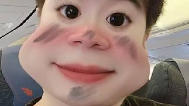 又出门旅行啦，嘿嘿 不会耽误给你们更新负电惩击的作业，放心吧，嘿嘿##生日礼物 #说走就走的旅行