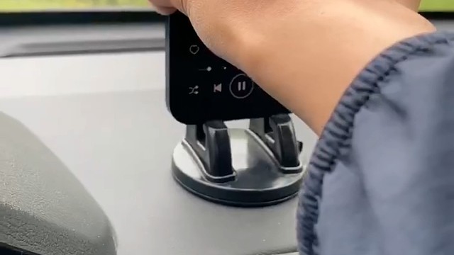 汽车音响效果差？