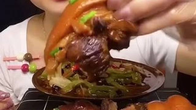 #大口吃肉 #猪蹄 #蹄膀 #椒麻大杂烩