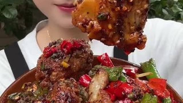 #川味美食 #农家烟熏腊肉 #椒麻大杂烩 #腊味