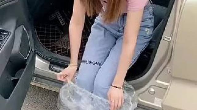 马上到雨季了，下雨天选择这款防水雨裤，下雨天骑车再也不怕淋湿了#骑车必备 #实用好物 #封脚雨裤