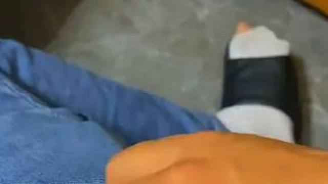 男孩子的快乐其实很简单，比如收到一个奇葩打火机~ #玩个很新的东西