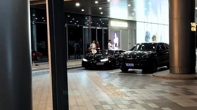 无论在哪都是超级帅的