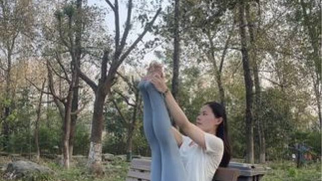 #秋的味道写在风里 #秋天 #瑜伽