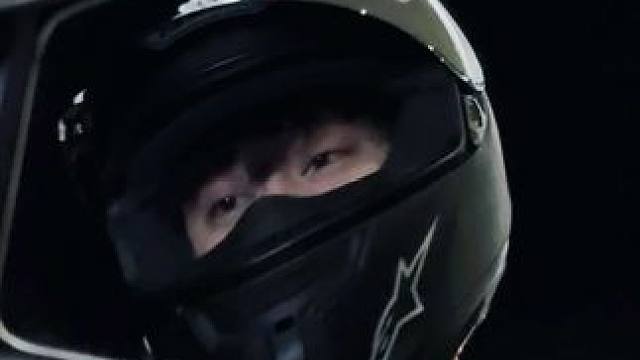 爱你是孤单的心事
#机车#爱你是孤单的心事 #感觉至上