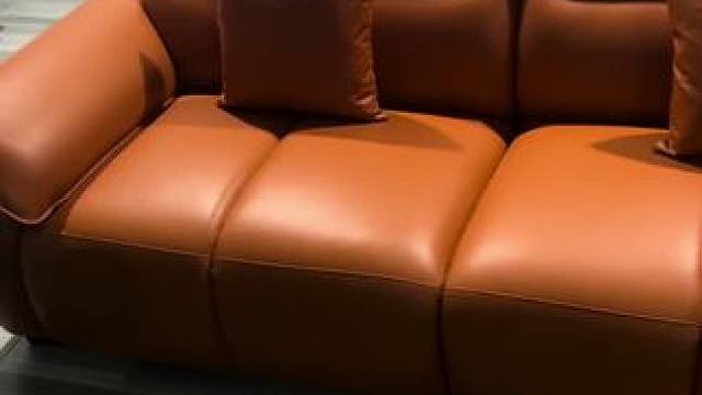 库存头层黄牛皮沙发！2..8米！进口松木框架！45D高回弹海绵！特价2750元！帕沙曼品牌，假一陪十