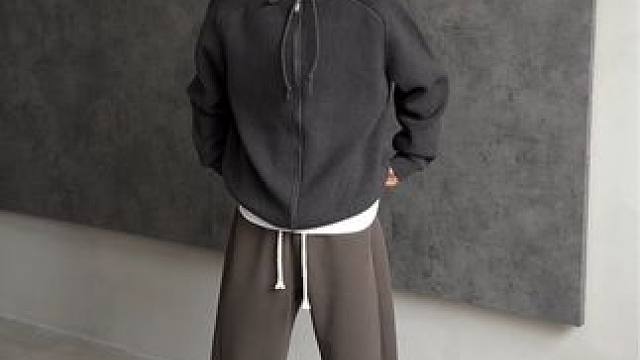 氛围感毛衣来了 #cleanfit #男生穿搭