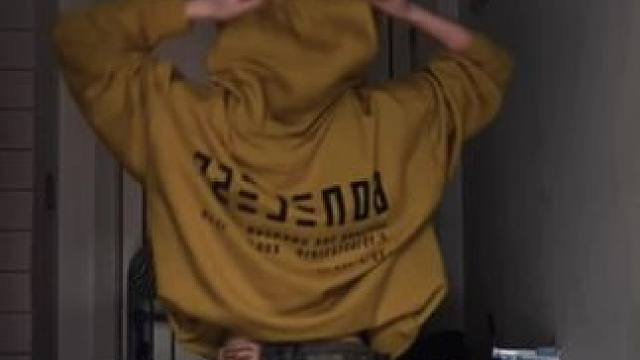 最适合秋天的舞出现了～一笑倾城 #翻跳 #大钟编舞 #一笑倾城 #最适合秋天的舞 #hiphop