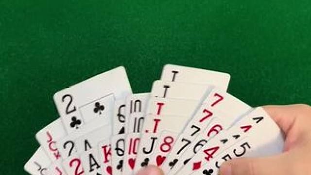 #是时候展现真正的牌技了 #四人斗地主 #斗地主的百种姿势 #不管牌咋样气势不能输