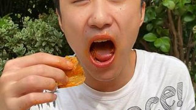 就这个爆辣手撕大辣片，地道正宗的湖南爆辣！真的巨辣巨过瘾#无辣不欢 #零食推荐 #妈呀太香了 #辣条