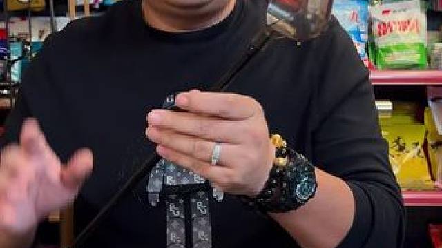 野营者碳素打窝勺 可以远投的轻量化碳素打窝勺，野营者品牌，材质优选，做工精致。#打窝勺远投 #碳素打