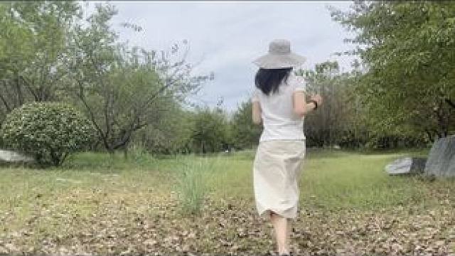 总以为时间很慢，可是秋天又到了，你说什么是来日方长。#日常 #秋天 #秋的味道写在风里