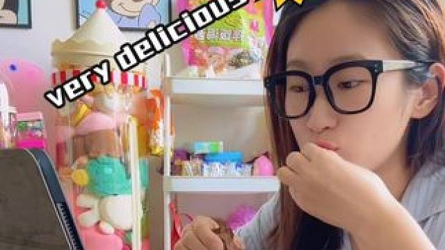 剧搭子有了，剧找好了吗？#追剧小零食 #鸭脖 #解馋零食