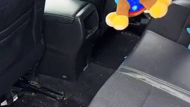 内饰顽固污渍难清理？试试这款#内饰清洗剂，轻松搞定！#污渍轻松去除 #内饰深度清洁