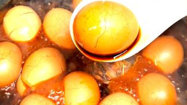 这么美味的茶叶蛋，真的让人回味无穷，做法超级简单