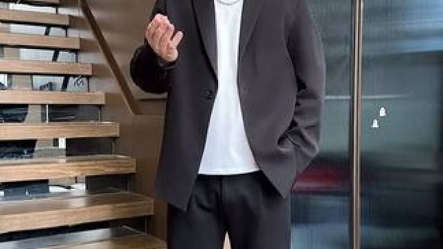 #胖男生穿搭   #显瘦穿搭   #休闲西装 #穿出高级感