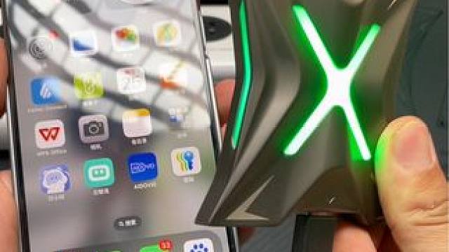 手机备份扩容，喜欢拍照摄影，内存不够用？每秒2000mb的极速固态硬盘，满足生活工作多重需求。满满的