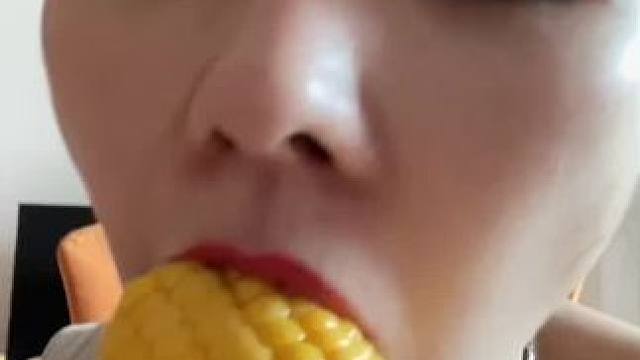 #吃货的世界唯有美食不可辜负 #从来没吃过这么好吃的东西 #好吃的东西要吃进肚子里 #不敢想象这一口