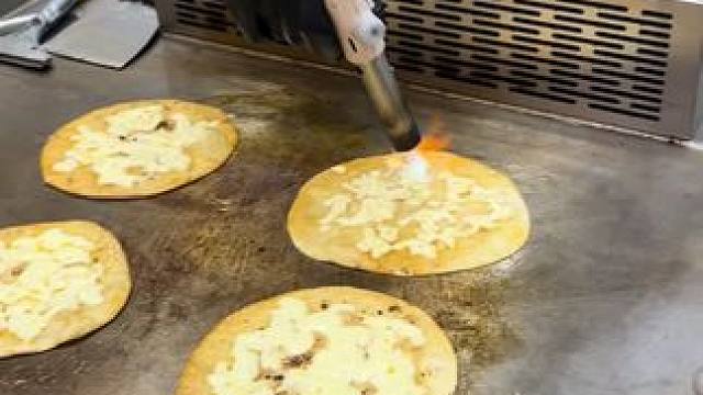 迎国庆墨塔塔鸡肉塔可两个只要16米，大家快来薅羊毛啊！
#嘎嘎好吃 #塔可青年 #同城好店推荐 #优