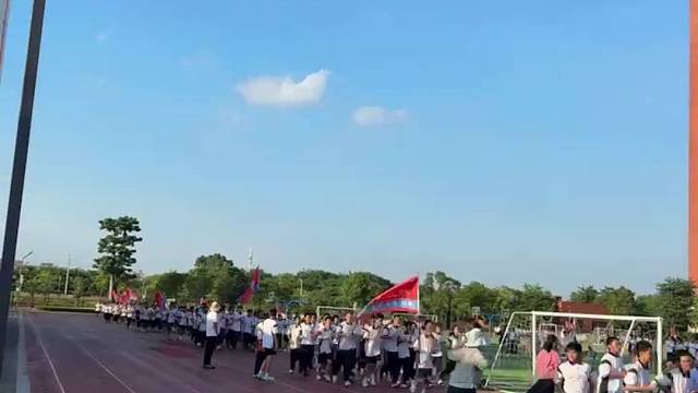 广州市-铁一中学