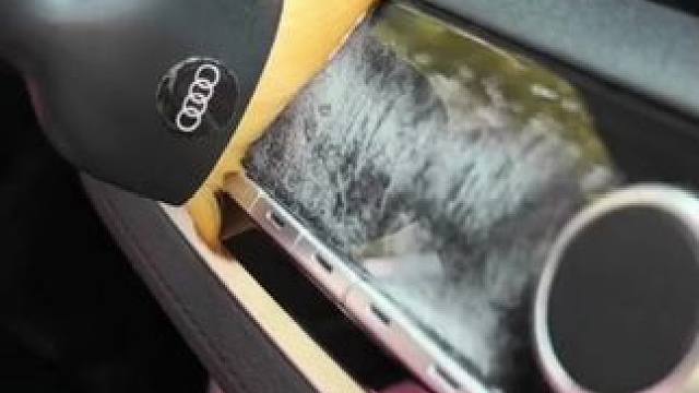 #内饰除尘毛刷 软毛的材质不伤内饰，缝隙角落灰尘，轻松打理干净卫生！#缝隙刷 #清洁刷 #汽车清洁 