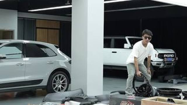 30万的国产烈马花20万升级成130万的大猛禽版本有多帅？#烈马猛禽版 #国产烈马 #成都烈马改装