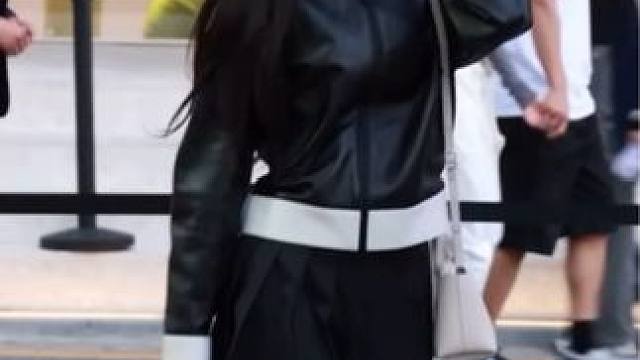 金秋天穿搭颜值状态 #ive #金秋天 #穿搭 #完美身材 #美出高级感