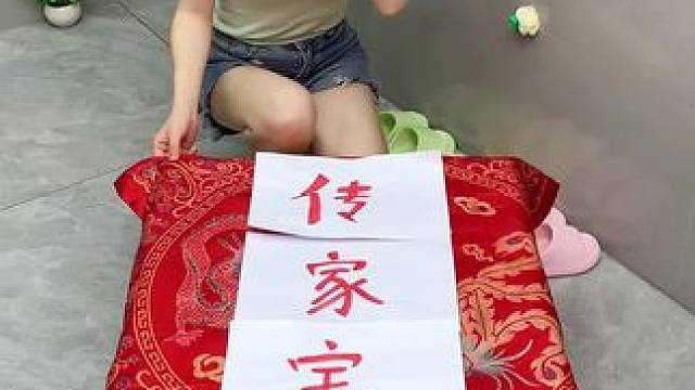 #可伸缩拖鞋架 ，凉鞋拖鞋用它收纳不占空间，还是个#可伸缩毛巾架 ，卫生间干净整洁多了#免打孔 #实