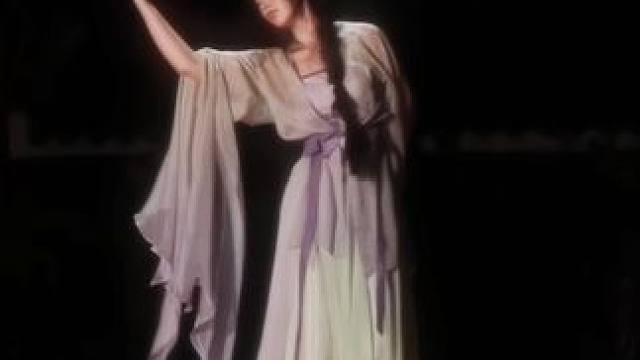 远山之外是什么#翻跳 #远山之外是远山舞蹈挑战