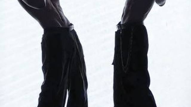 极限二选一 #反差 #男高中生 #开灯关灯丝滑变装