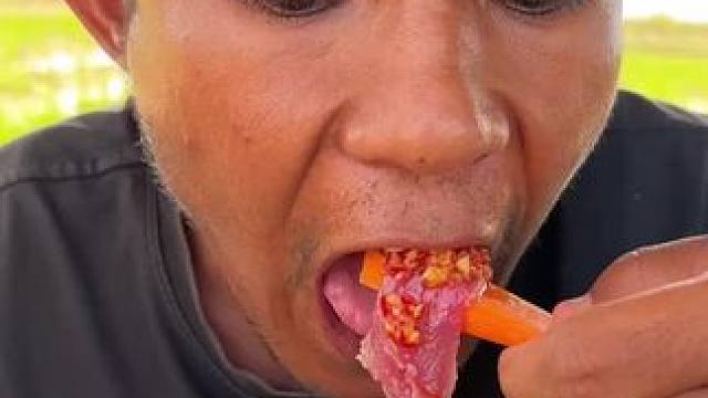 牛肉生 #东南亚美食 #东南亚矮子