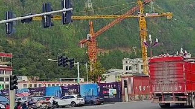 #国庆小众旅游城市推荐 #拉萨自带的宿命感有多强 #十一旅游必打卡地方 #身体和灵魂总有一个在路上 