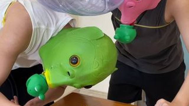 快叫你朋友来看再来一次挑战#哈哈哈哈哈哈我要笑死了 #男人之间的快乐 #搞笑 #整活 #管不饿