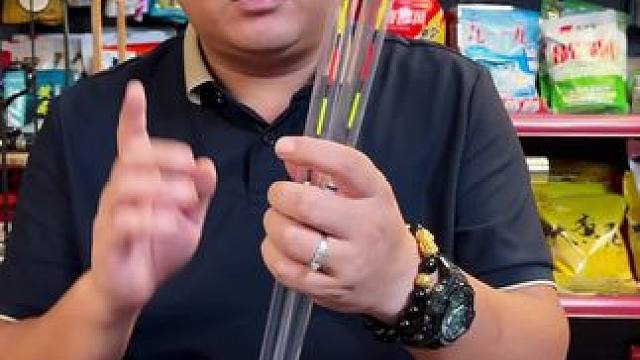 小凤仙大物夜光漂 小凤仙大物夜光漂，加粗尾设计，长竿钓鱼看漂清晰不混目，有咬钩变色和日夜两用可以选择