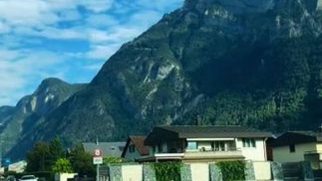 我见青山多妩媚，料青山见我应如是 #风景都在路上 #沿途风景随拍 #旅行 #瑞士