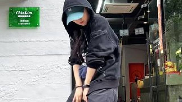 小小舞蹈拿捏#neiro编舞 #翻跳 #foryoupage #nnow