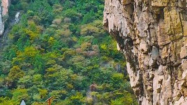 国道108陕西西安周至县段沿途秦岭秋色 #最美的风景在路上 #旅行推荐官 #秦岭