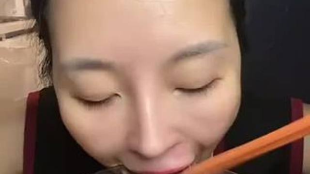 #吃货的世界唯有美食不可辜负 #谁懂这个视频对吃货的杀伤力 #深夜放毒系列之让你饿的睡不着 #从来没