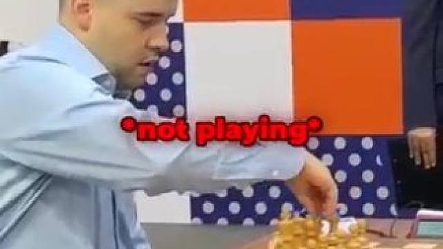 涅波迟到、气定神闲，对手心态爆炸。高手都是这样入场的吗～#国际象棋 #下棋 #是时候展现真正的技术了