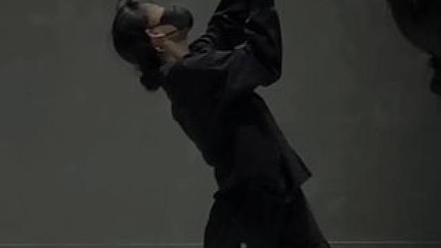 镜面版是不是方便家人扒舞啦
不是我的原创我就不发分解啦怕原创老师介意所以家人们想要分解的话可以去问问