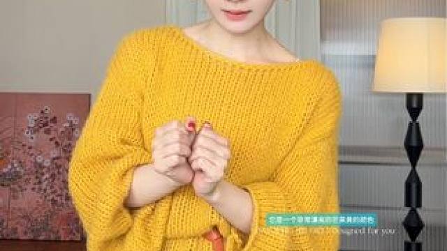 很秋天范围的感觉的一件毛衣！ #软糯毛衣女慵懒风 #想好秋天穿什么了吗
