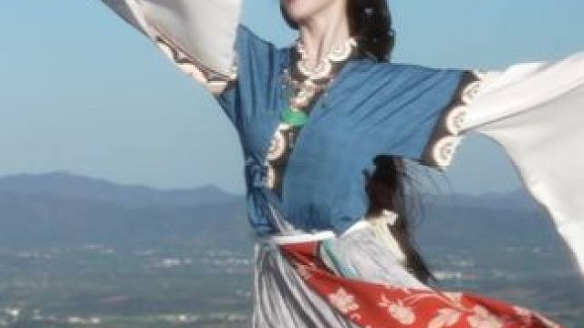 雪浸染 万千华光钟声塑佛龛～#国风古韵 #汉服 #汉服舞蹈