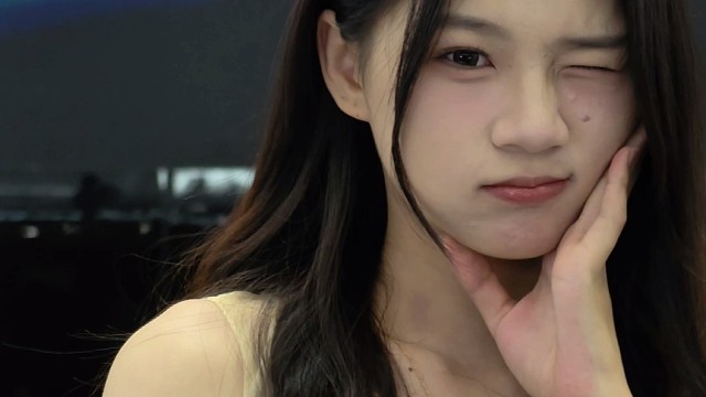 2024年深圳国庆车展1.0#车展 #车展现场 #车模 #甜妹 #颜值