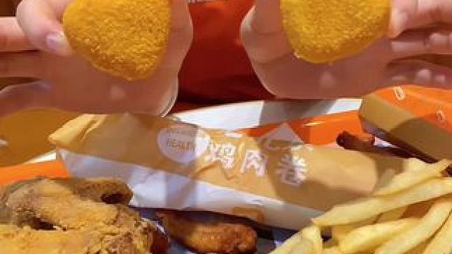 美味基国庆全家桶99米两桶，可以分两次使用#美味基 #团购 #国庆吃喝玩乐节 #同城发现 #炸鸡汉堡