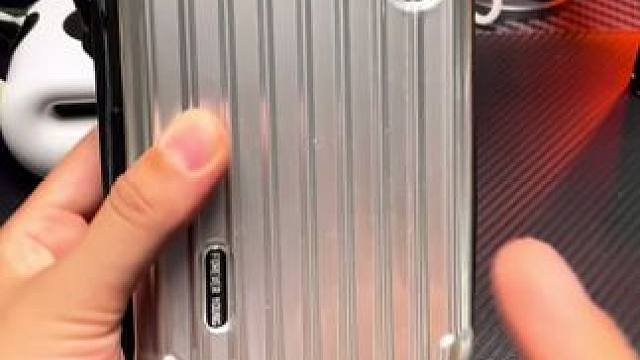 有了这一套充电宝岂不是，iphone手机，安卓手机，耳机，平板，出差旅行日常上下班全部快充搞定了？关